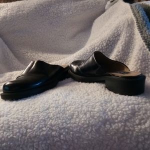 #12 black clogs